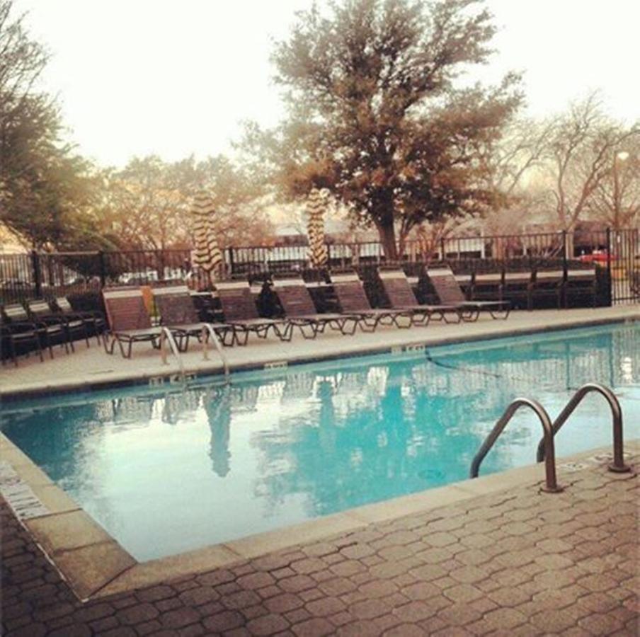Hyatt Place Dallas/North Arlington/Grand Prairie Екстериор снимка