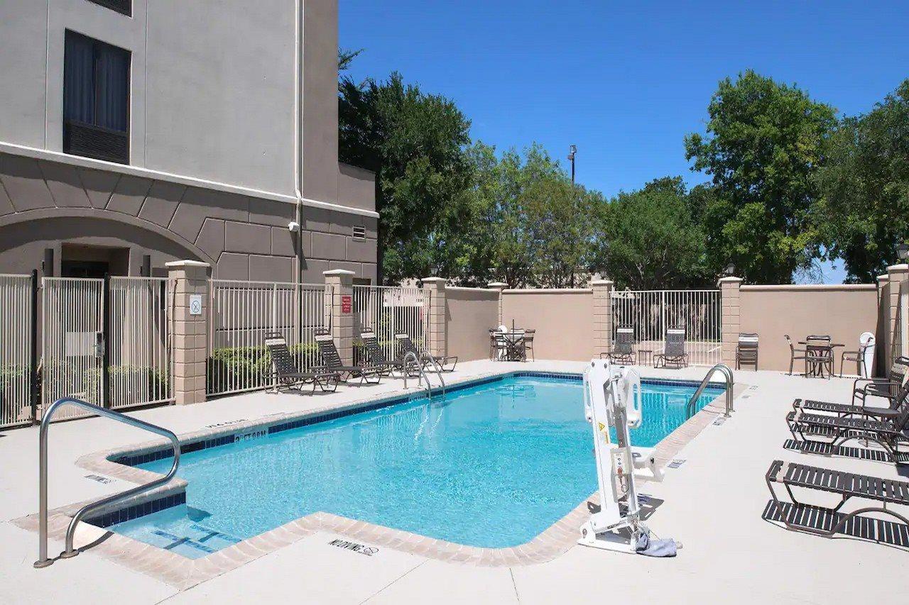 Hyatt Place Dallas/North Arlington/Grand Prairie Екстериор снимка