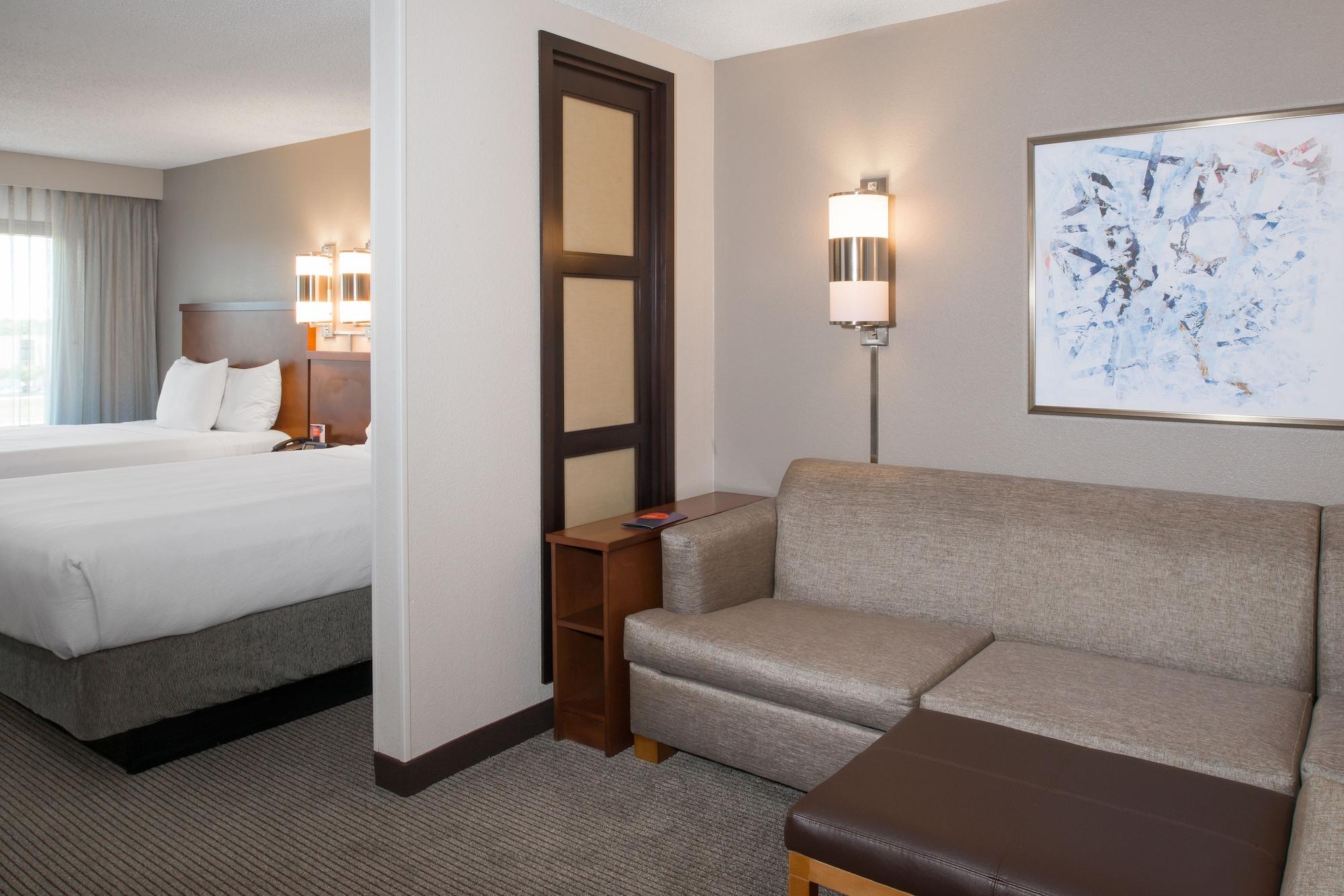 Hyatt Place Dallas/North Arlington/Grand Prairie Екстериор снимка