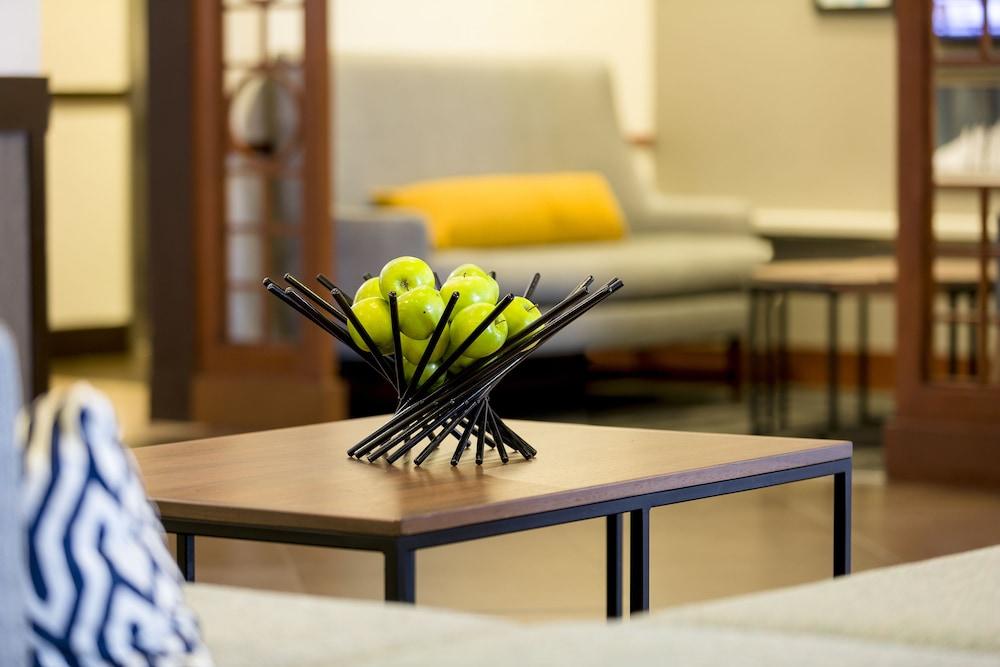 Hyatt Place Dallas/North Arlington/Grand Prairie Екстериор снимка